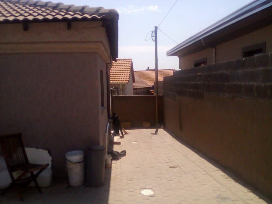 3 Bedroom Property for Sale in Olievenhoutbosch Gauteng