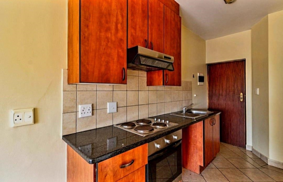 1 Bedroom Property for Sale in Oukraal Estate Gauteng