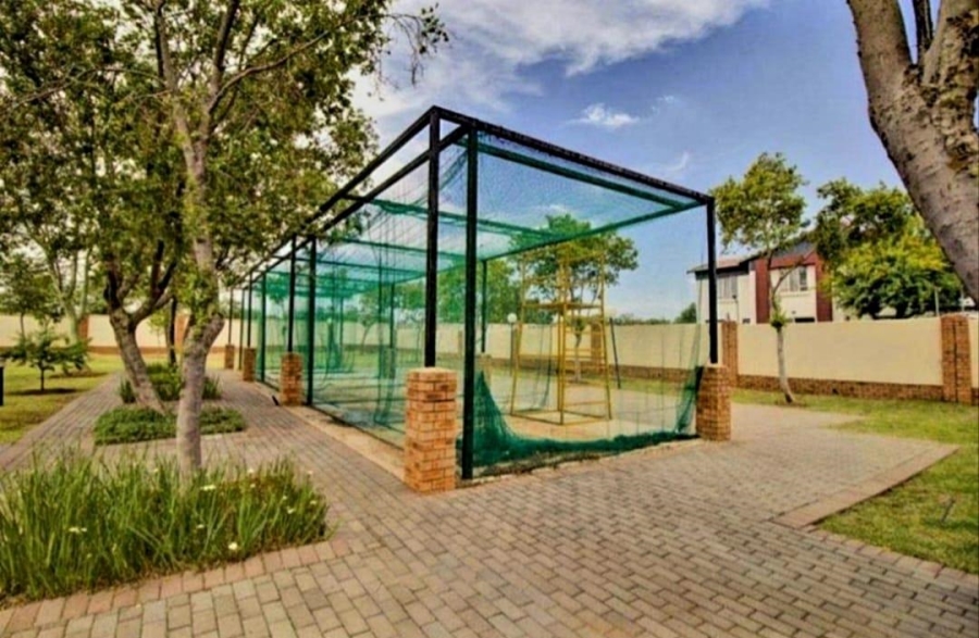 1 Bedroom Property for Sale in Oukraal Estate Gauteng