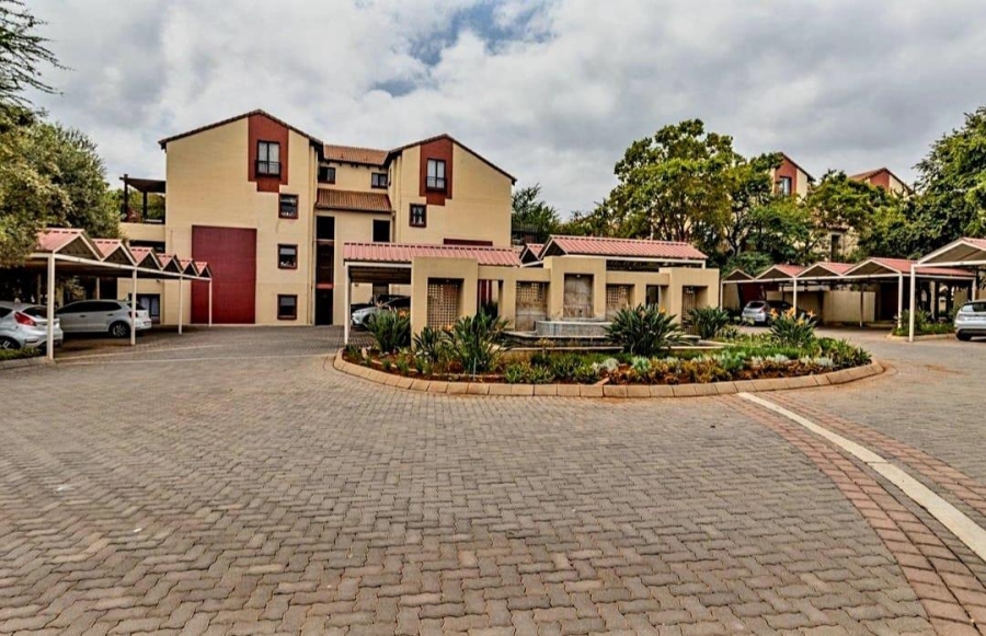 1 Bedroom Property for Sale in Oukraal Estate Gauteng