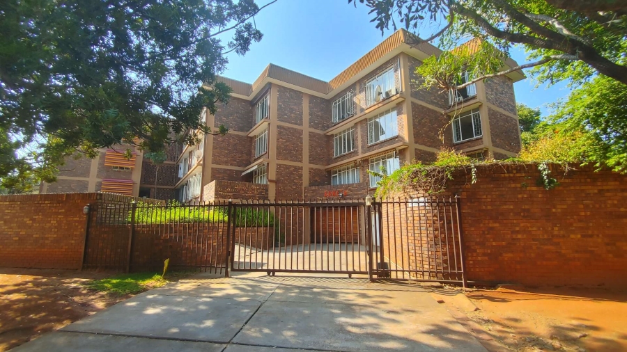 2 Bedroom Property for Sale in Annlin Gauteng