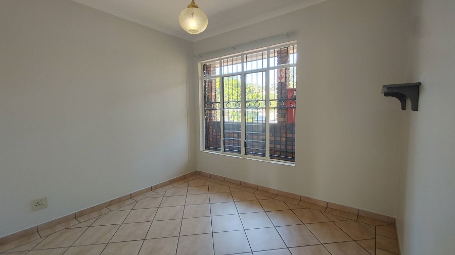 2 Bedroom Property for Sale in Annlin Gauteng