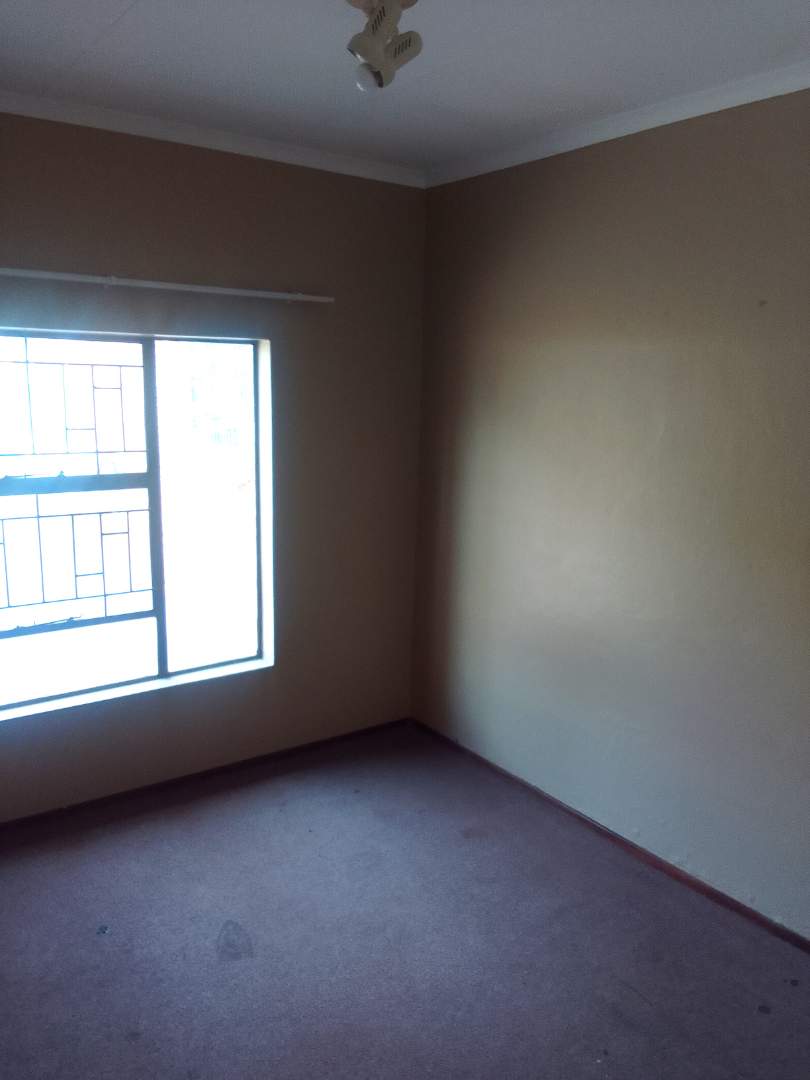 To Let 2 Bedroom Property for Rent in Willowbrook Gauteng