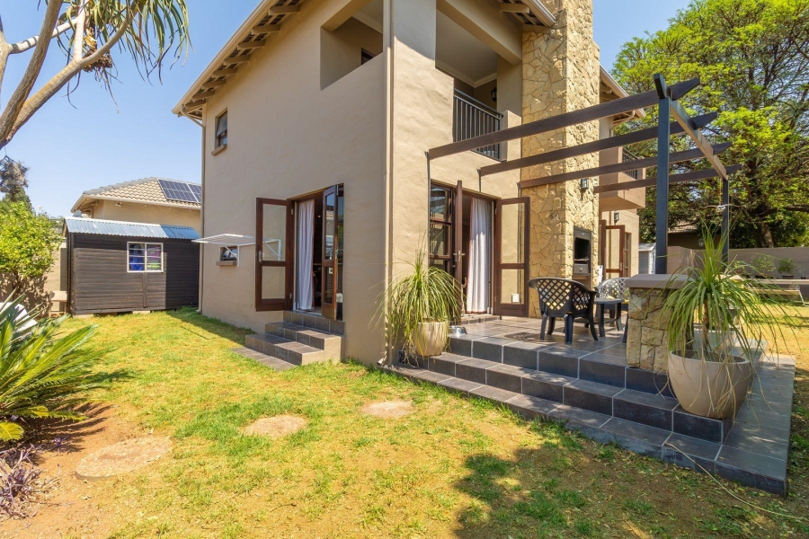 3 Bedroom Property for Sale in Honeydew Manor Gauteng