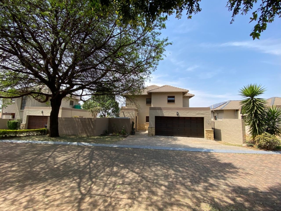 3 Bedroom Property for Sale in Honeydew Manor Gauteng