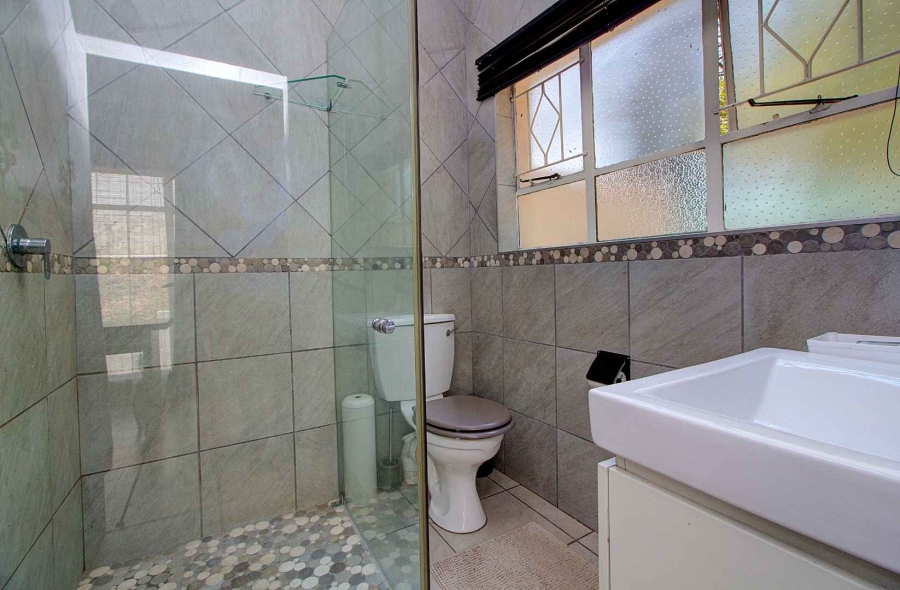 4 Bedroom Property for Sale in Kloofendal Gauteng