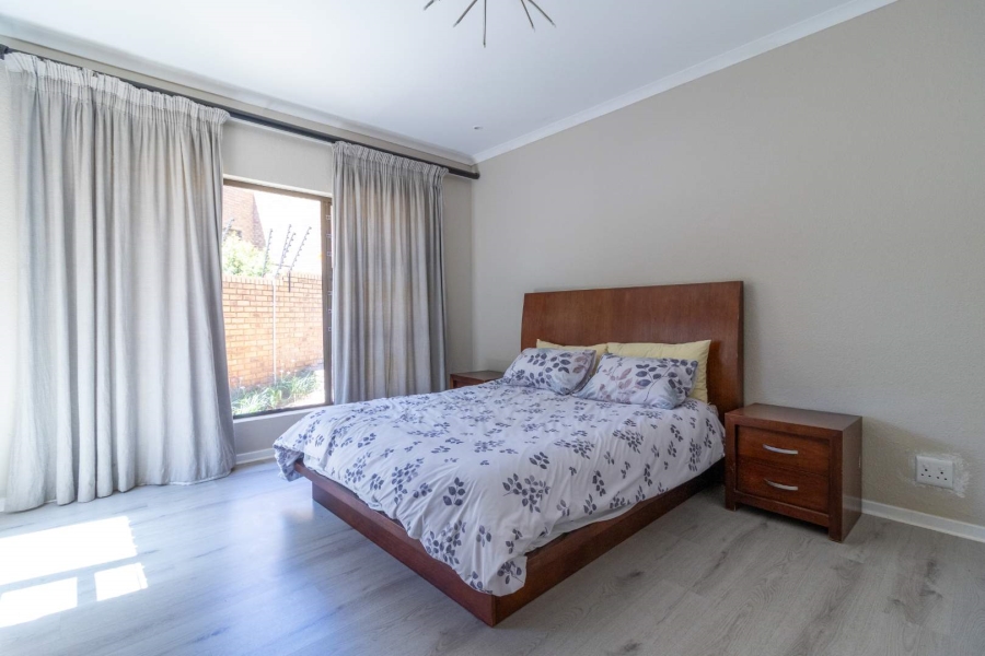 6 Bedroom Property for Sale in Meyersdal Gauteng