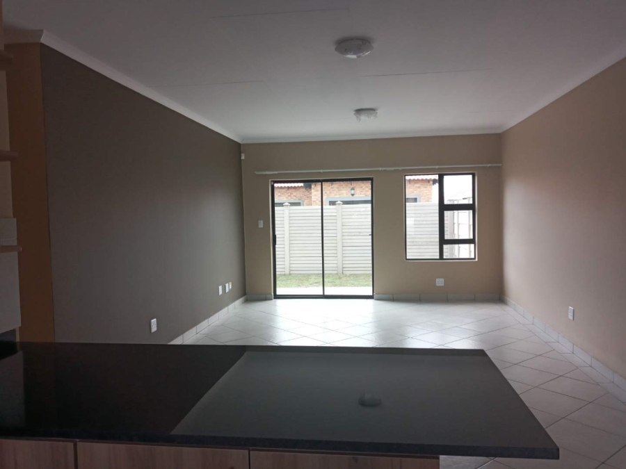 To Let 3 Bedroom Property for Rent in Riversdale Gauteng