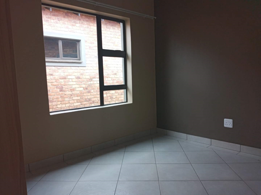 To Let 3 Bedroom Property for Rent in Riversdale Gauteng