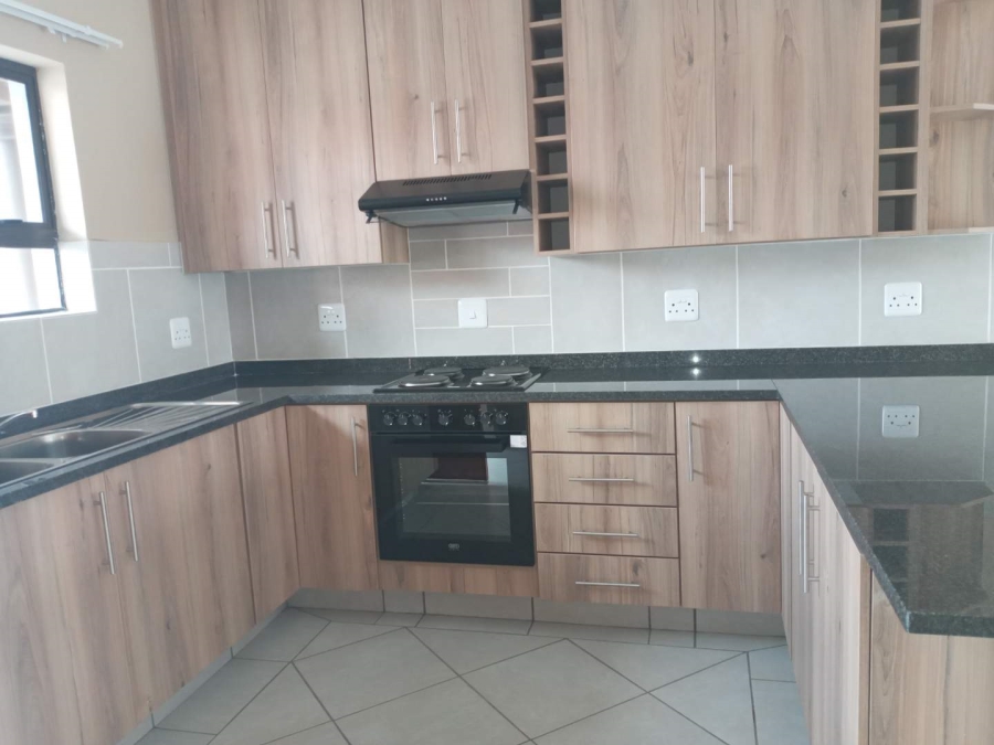 To Let 3 Bedroom Property for Rent in Riversdale Gauteng