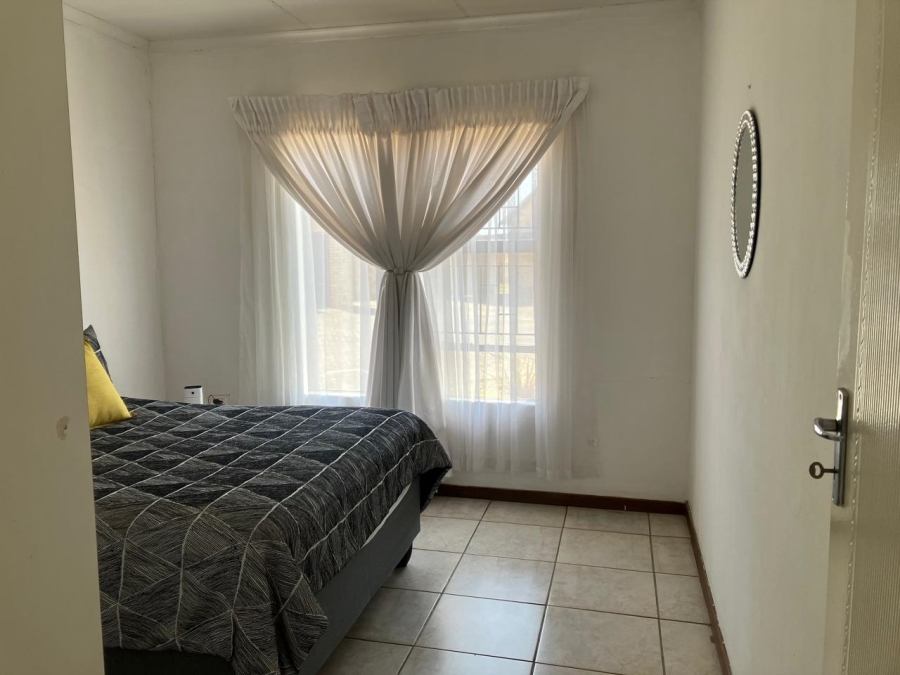 To Let 2 Bedroom Property for Rent in Riversdale Gauteng