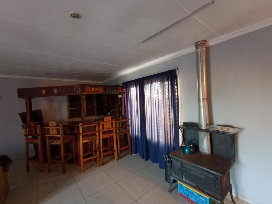 4 Bedroom Property for Sale in Eldoraigne Gauteng