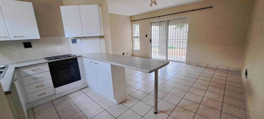 2 Bedroom Property for Sale in Bromhof Gauteng