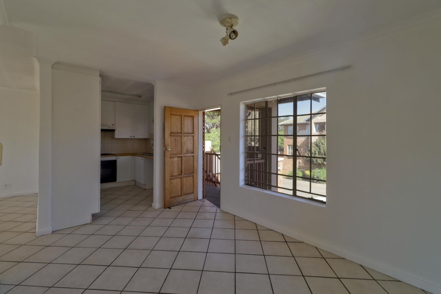 To Let 2 Bedroom Property for Rent in Amberfield Heights Gauteng