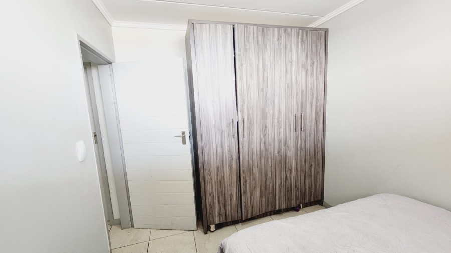 2 Bedroom Property for Sale in Amberfield Gauteng