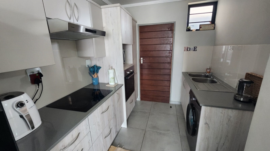 2 Bedroom Property for Sale in Amberfield Gauteng