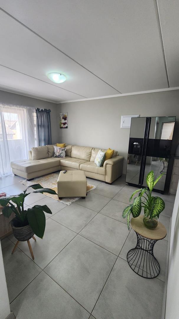 2 Bedroom Property for Sale in Amberfield Gauteng