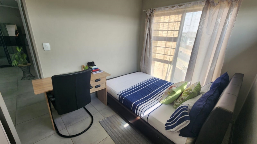 2 Bedroom Property for Sale in Amberfield Gauteng