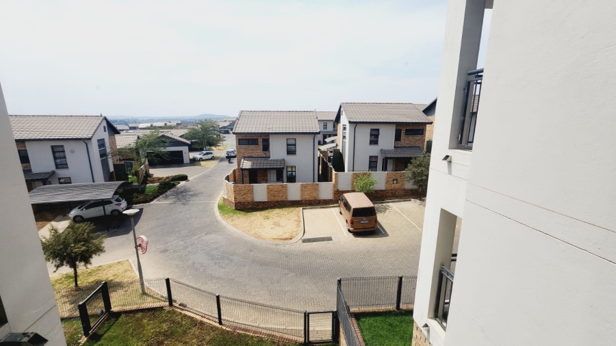 2 Bedroom Property for Sale in Amberfield Gauteng