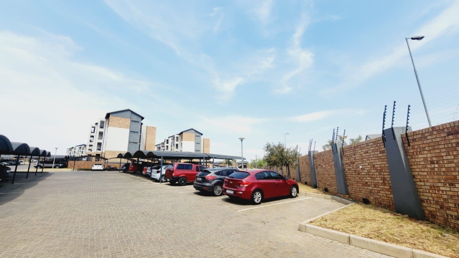 2 Bedroom Property for Sale in Amberfield Gauteng