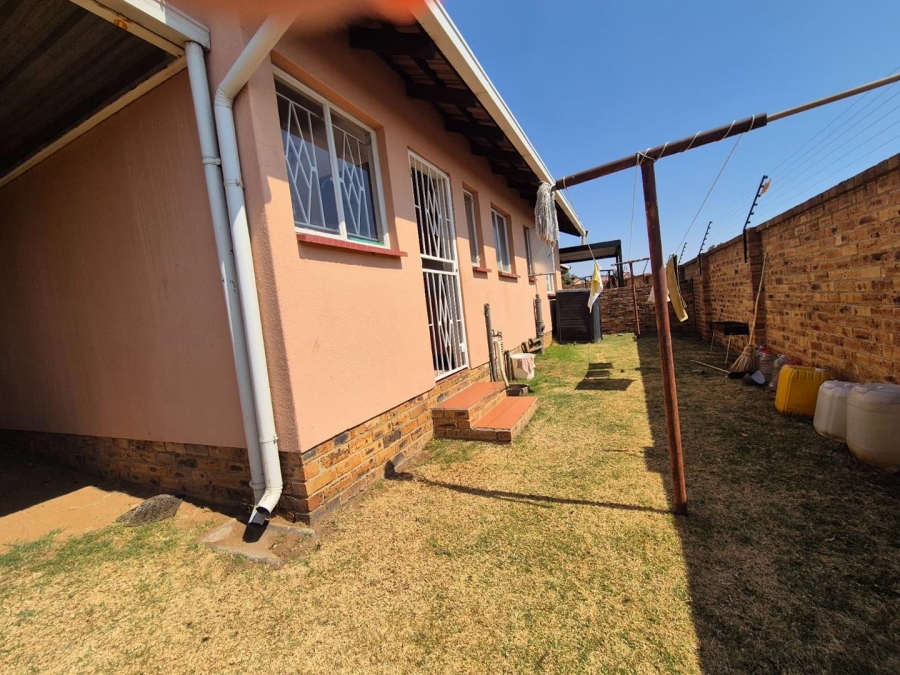 3 Bedroom Property for Sale in Ormonde Gauteng