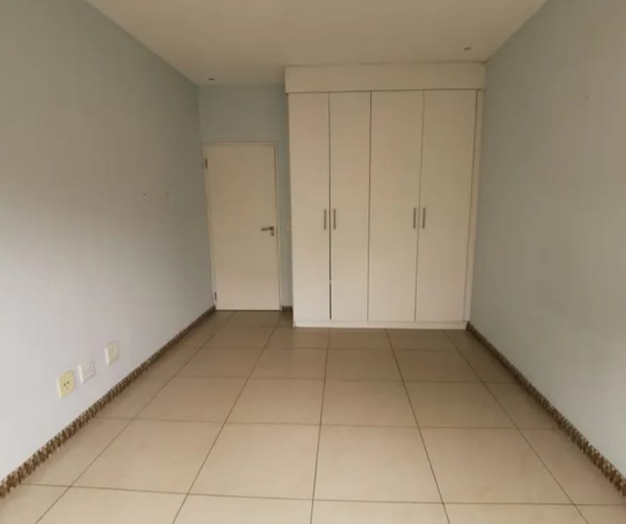 To Let 2 Bedroom Property for Rent in Pineslopes Gauteng