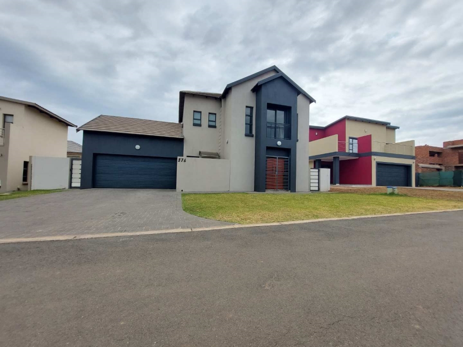 To Let 3 Bedroom Property for Rent in Zambezi Manor Lifestyle Estate Gauteng