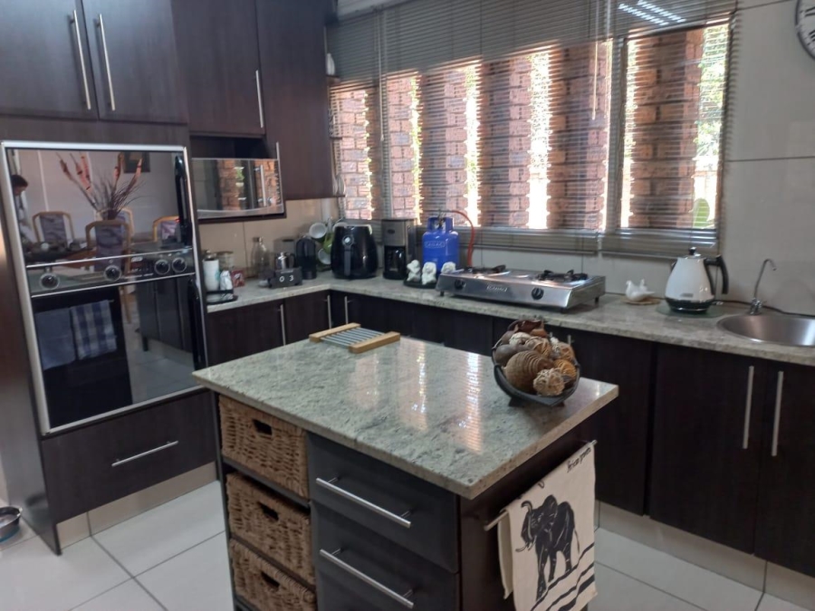 4 Bedroom Property for Sale in Sunward Park Gauteng