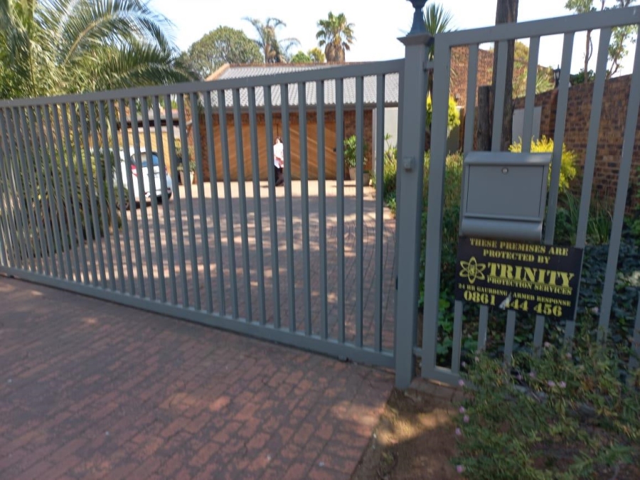 4 Bedroom Property for Sale in Sunward Park Gauteng