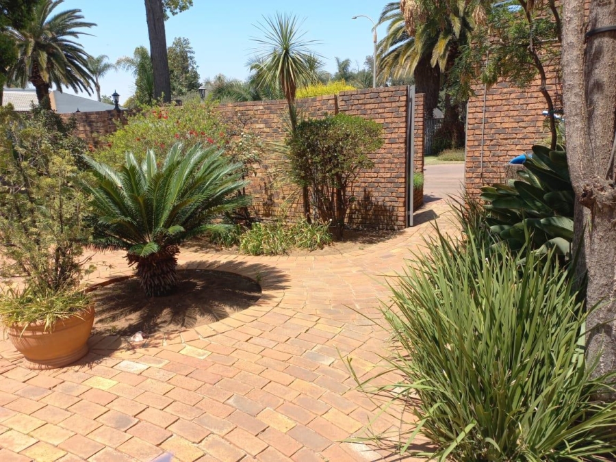 4 Bedroom Property for Sale in Sunward Park Gauteng