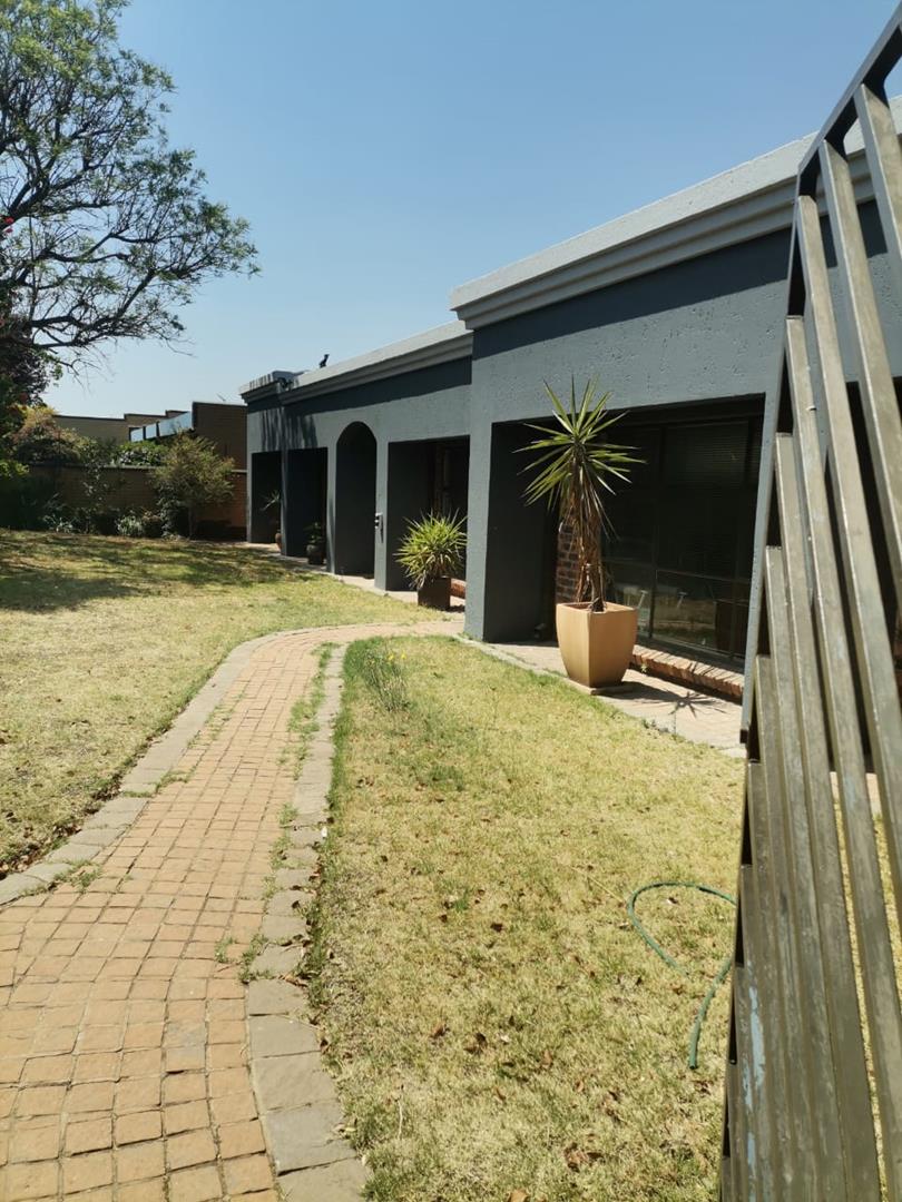 3 Bedroom Property for Sale in Sunward Park Gauteng