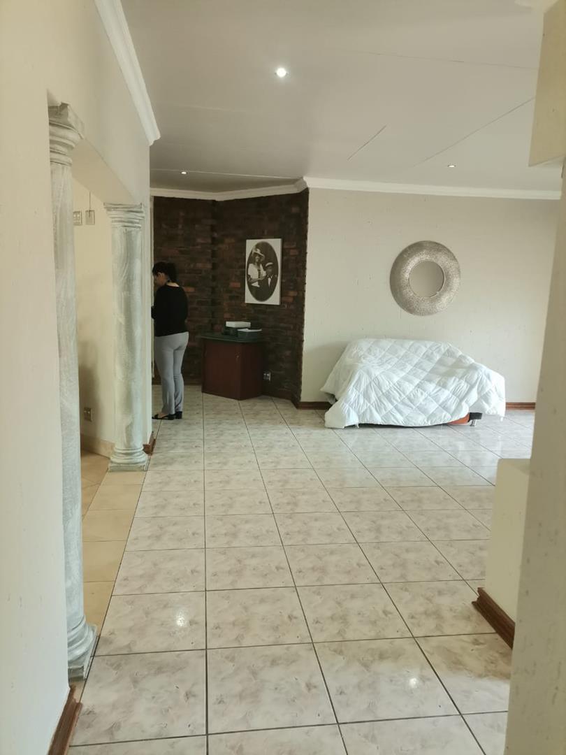 3 Bedroom Property for Sale in Sunward Park Gauteng