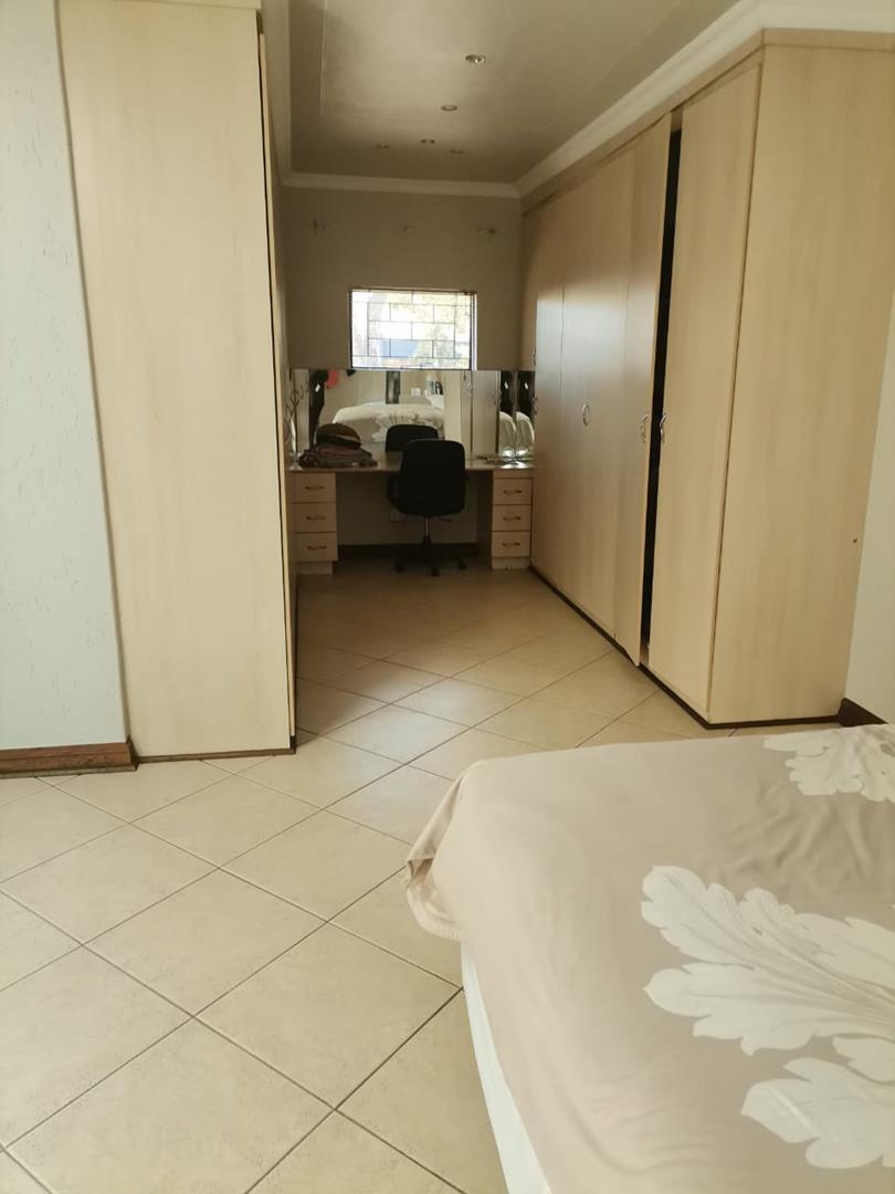 3 Bedroom Property for Sale in Sunward Park Gauteng