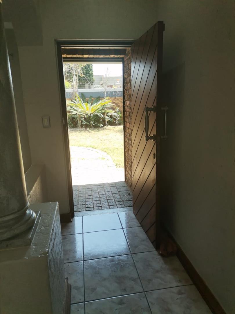 3 Bedroom Property for Sale in Sunward Park Gauteng