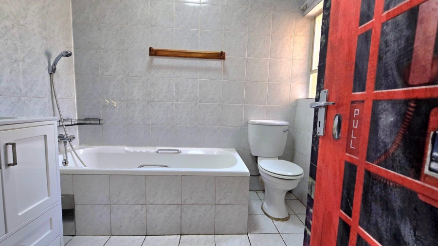 2 Bedroom Property for Sale in Randhart Gauteng