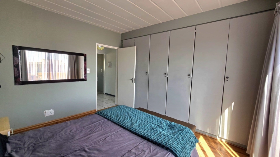 2 Bedroom Property for Sale in Randhart Gauteng