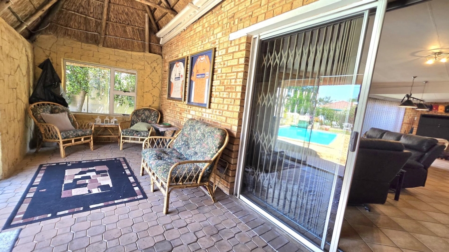 4 Bedroom Property for Sale in Brackenhurst Gauteng