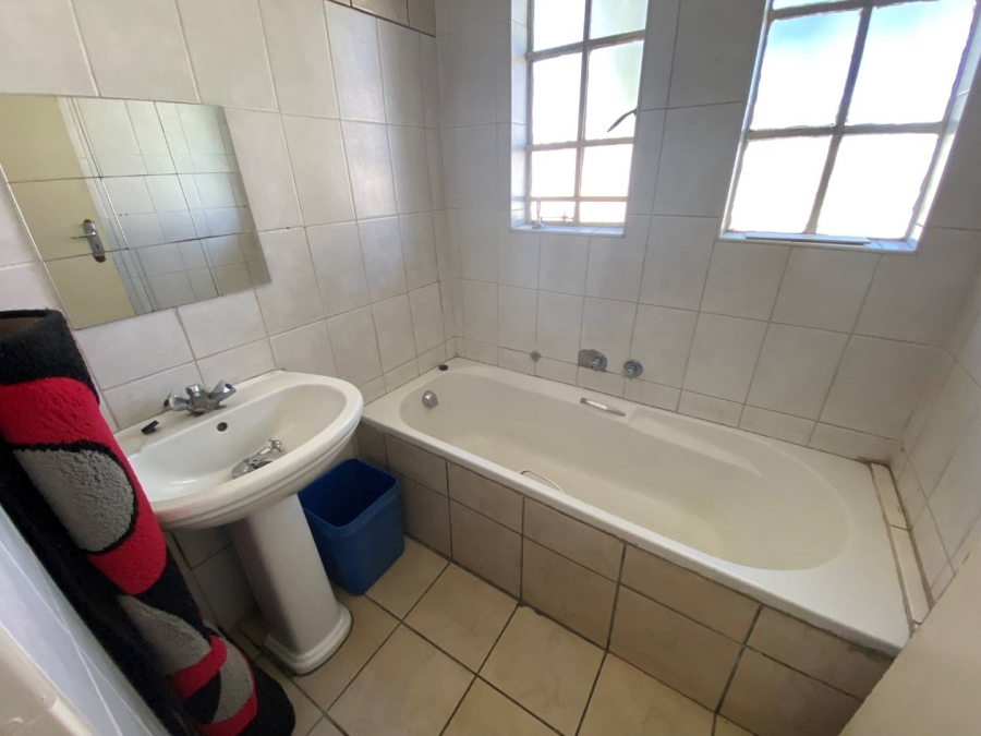 3 Bedroom Property for Sale in Albertsdal Gauteng