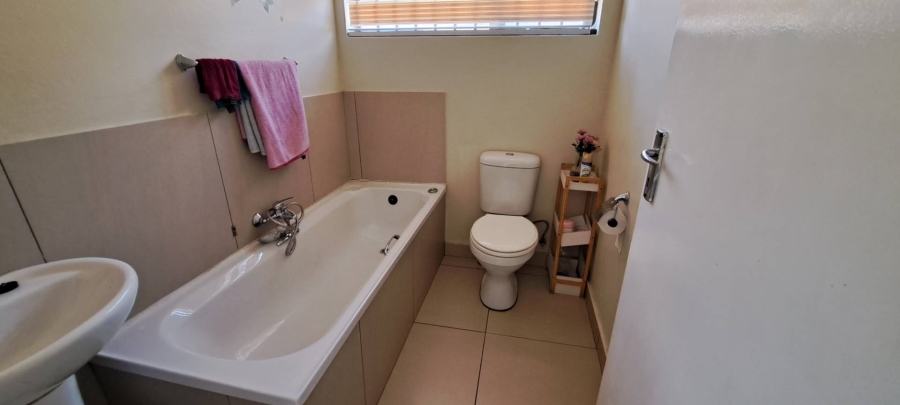 3 Bedroom Property for Sale in Comet Gauteng