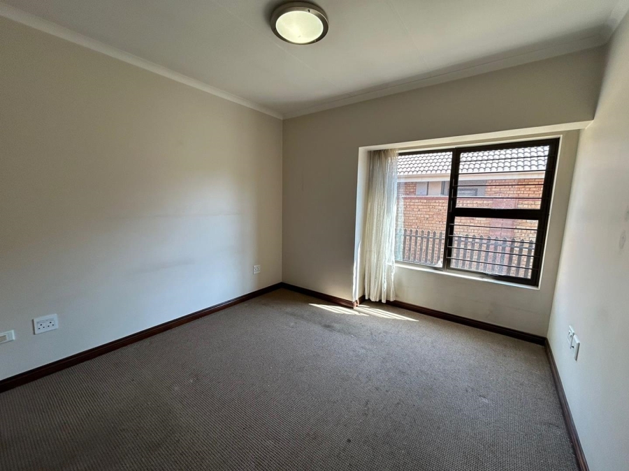 2 Bedroom Property for Sale in Brentwood Park Gauteng