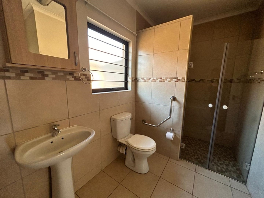 2 Bedroom Property for Sale in Brentwood Park Gauteng