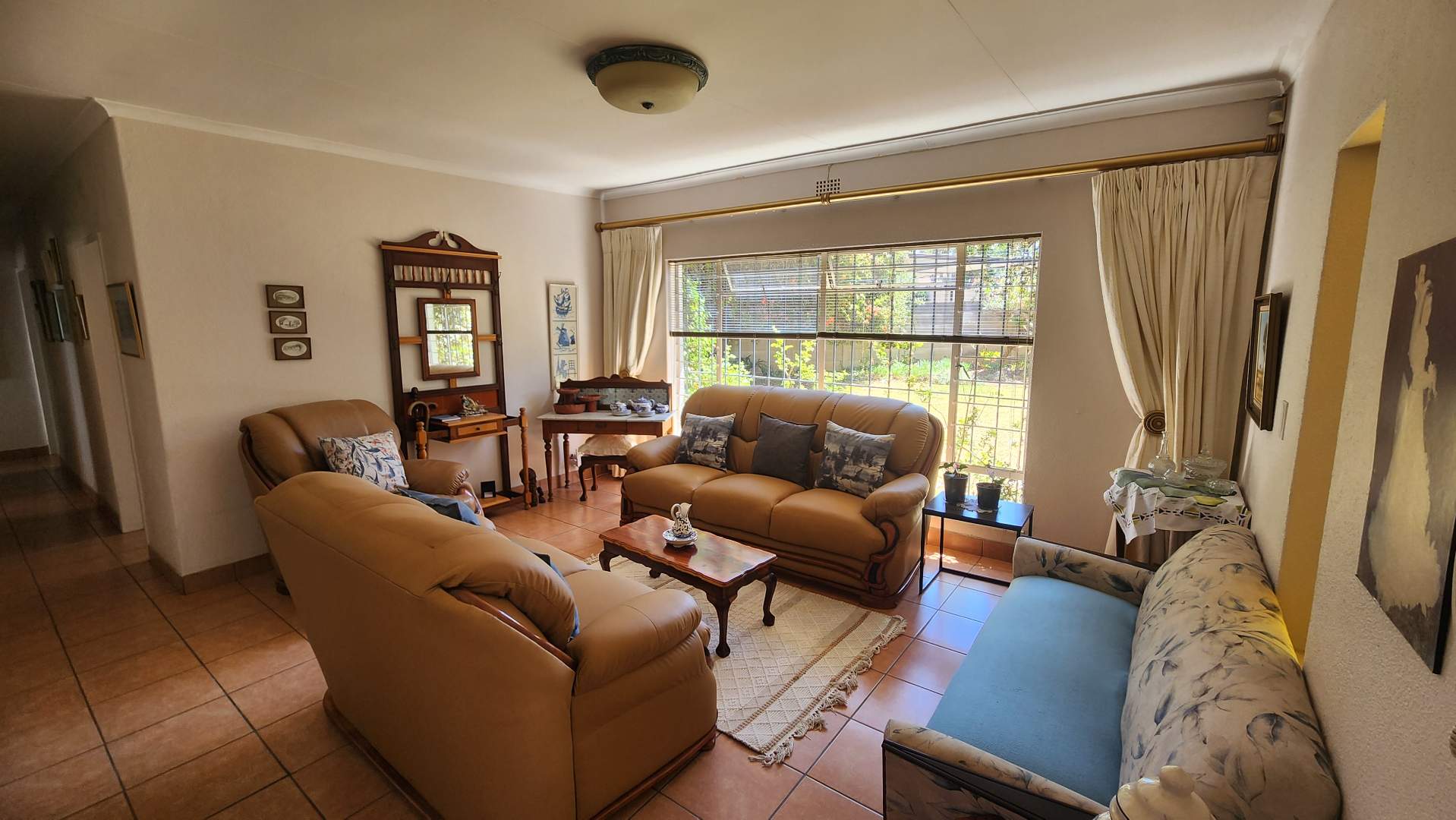 5 Bedroom Property for Sale in Brackendowns Gauteng