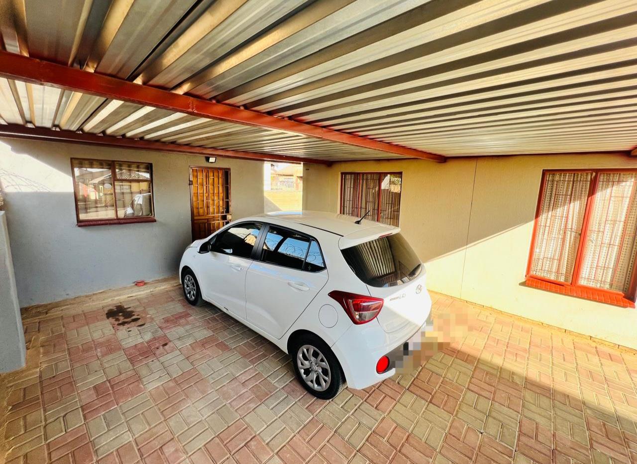 3 Bedroom Property for Sale in Soshanguve VV Gauteng