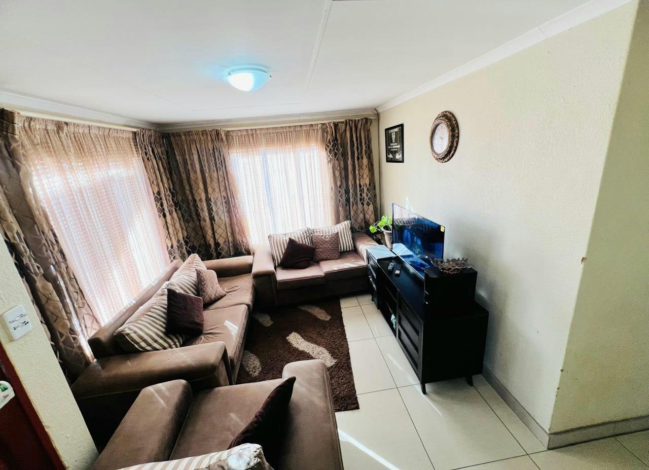 3 Bedroom Property for Sale in Soshanguve VV Gauteng