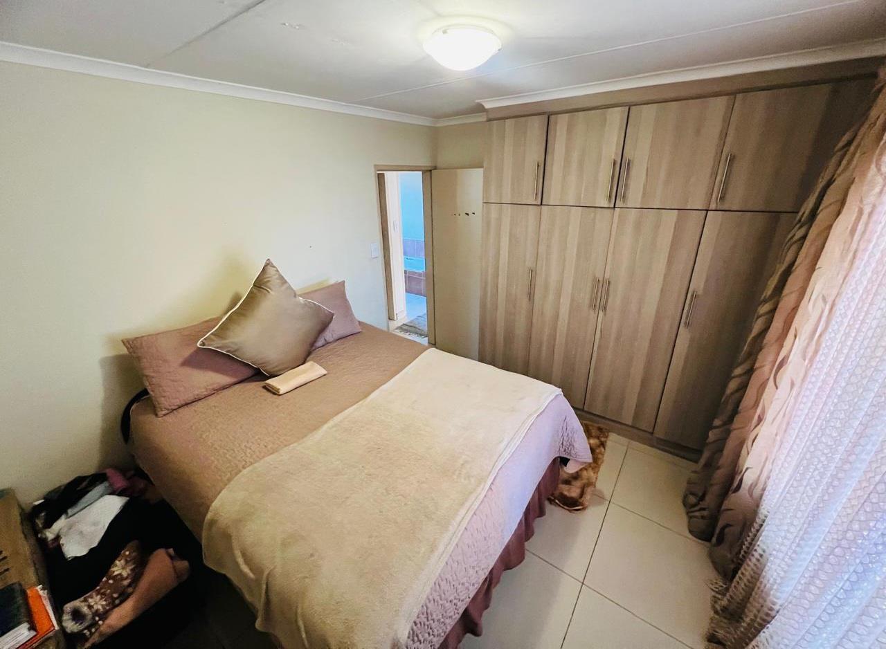 3 Bedroom Property for Sale in Soshanguve VV Gauteng