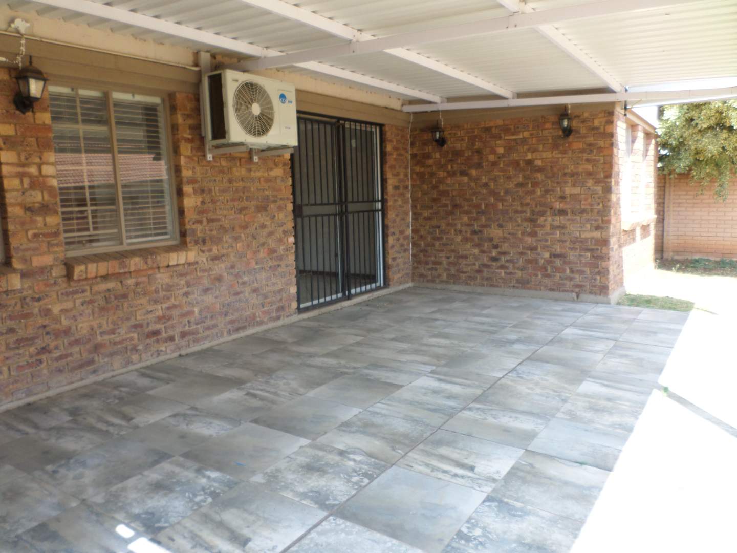 2 Bedroom Property for Sale in Equestria Gauteng