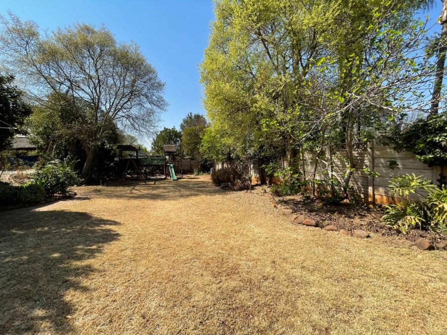 3 Bedroom Property for Sale in Die Wilgers Gauteng