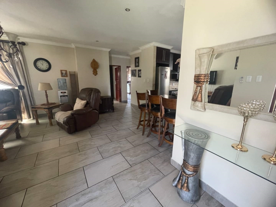 6 Bedroom Property for Sale in Sunward Park Gauteng