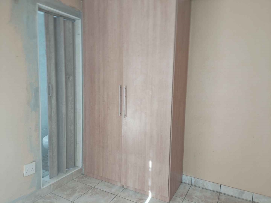 To Let 1 Bedroom Property for Rent in Nellmapius Gauteng