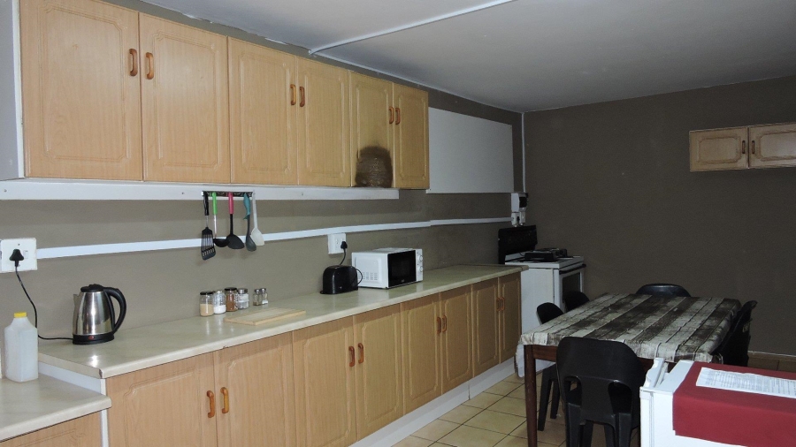 12 Bedroom Property for Sale in Silverton Gauteng